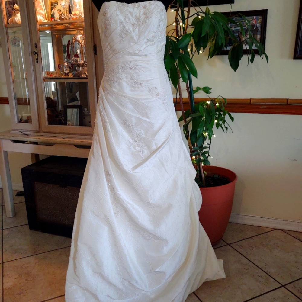 NWT Designer wedding gown